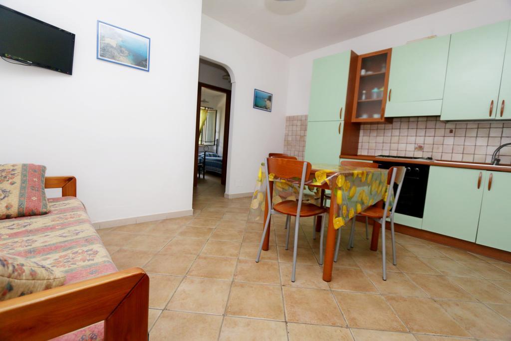 Aparthotel Residenza La Vigna Parghelia Zimmer foto